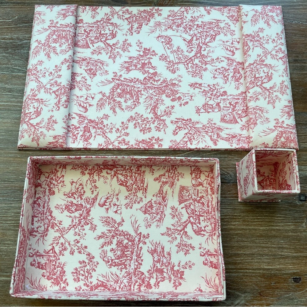 SET OF PINK TOILE FABRIC DESK ACCESSORIES: TRAY, PAD & PENCIL HOLDER